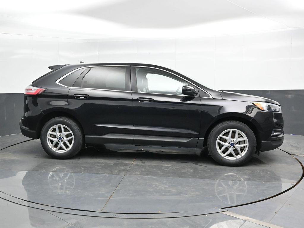 used 2022 Ford Edge car, priced at $19,100