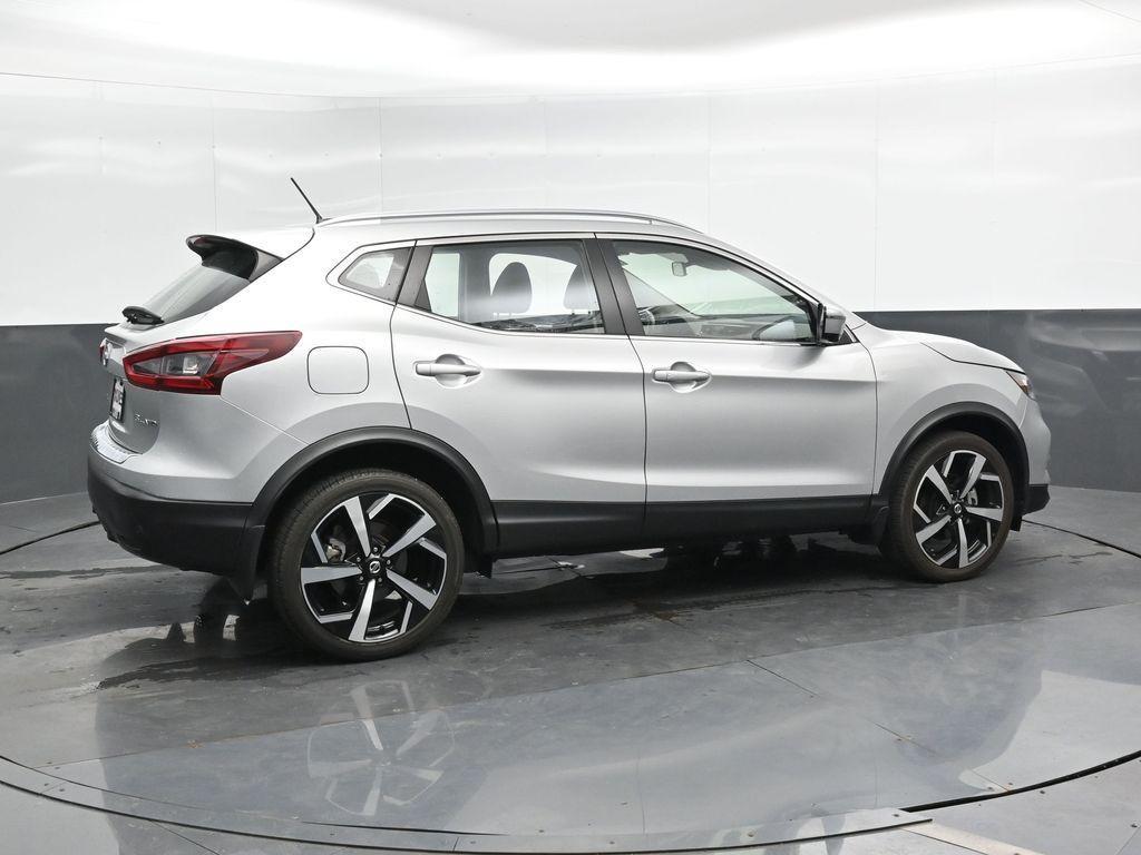 used 2022 Nissan Rogue Sport car, priced at $23,995