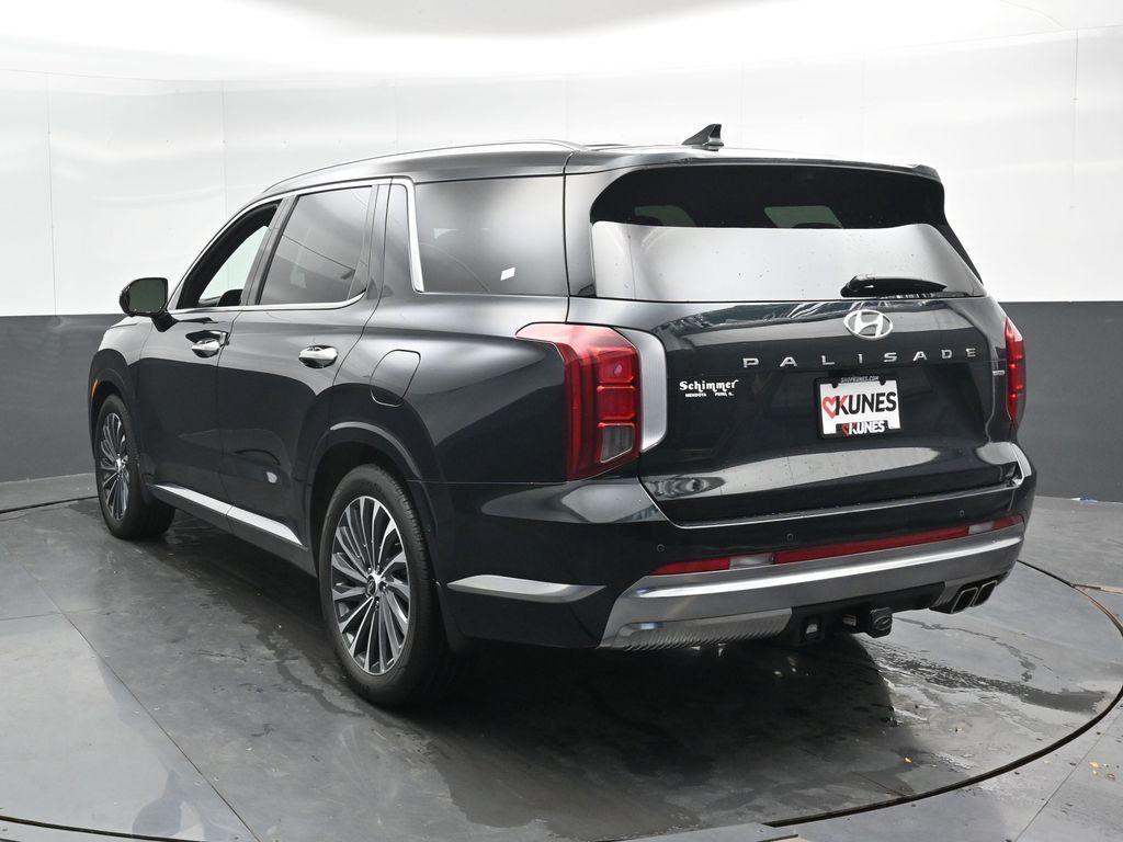 used 2024 Hyundai Palisade car, priced at $39,977