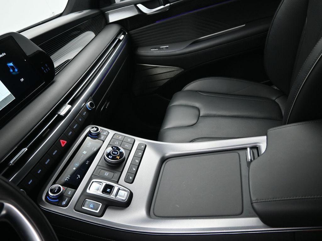 used 2024 Hyundai Palisade car, priced at $39,977