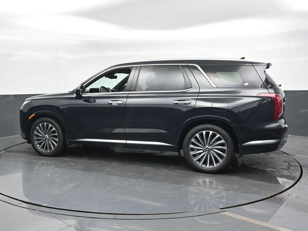 used 2024 Hyundai Palisade car, priced at $39,977
