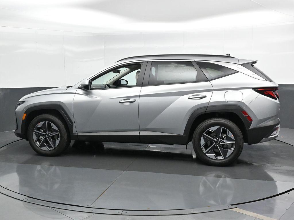 new 2025 Hyundai Tucson car, priced at $31,300