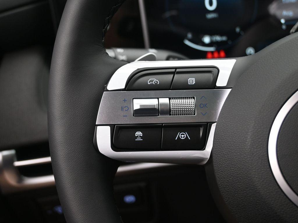 new 2025 Hyundai Tucson car, priced at $37,015