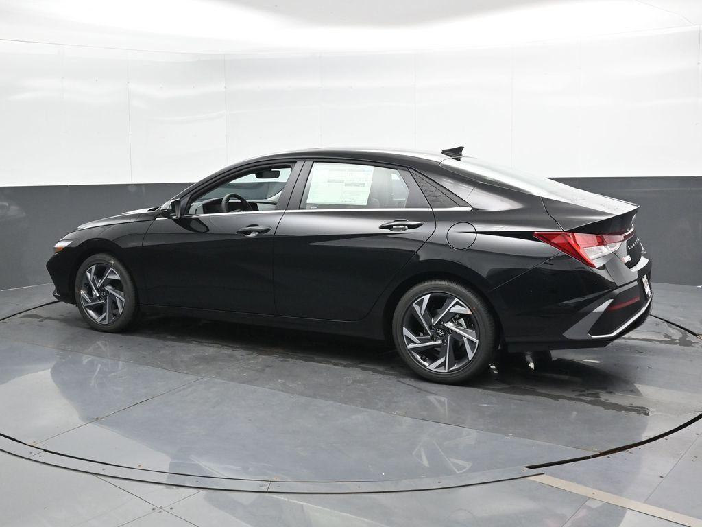 new 2025 Hyundai Elantra car, priced at $26,115