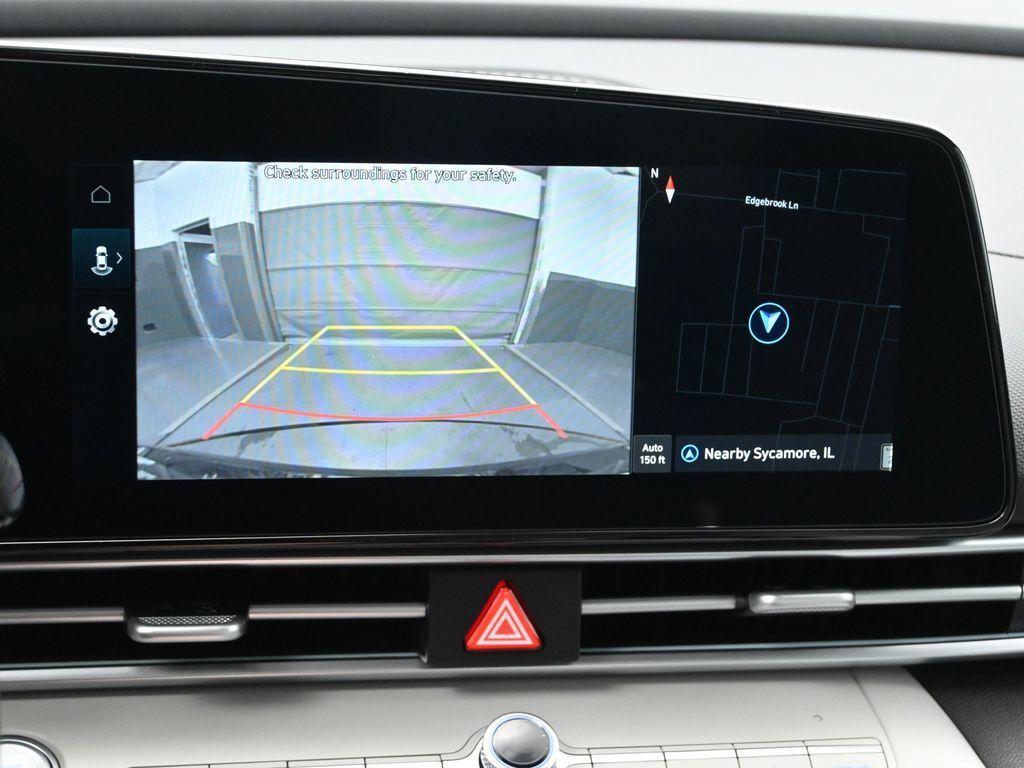 new 2025 Hyundai Elantra car, priced at $26,115