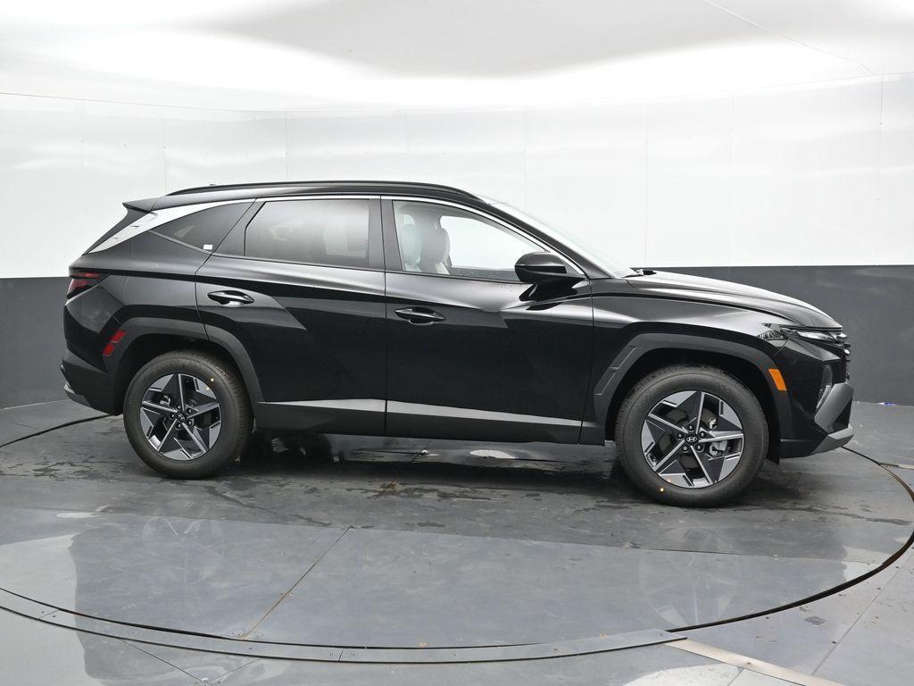 new 2025 Hyundai Tucson car, priced at $33,145