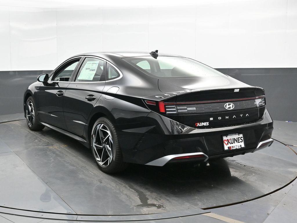 new 2025 Hyundai Sonata car, priced at $30,760