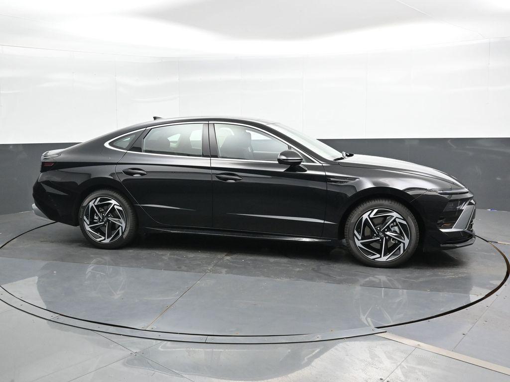 new 2025 Hyundai Sonata car, priced at $30,760