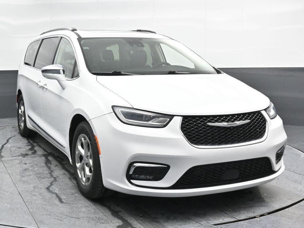 used 2022 Chrysler Pacifica car, priced at $24,977