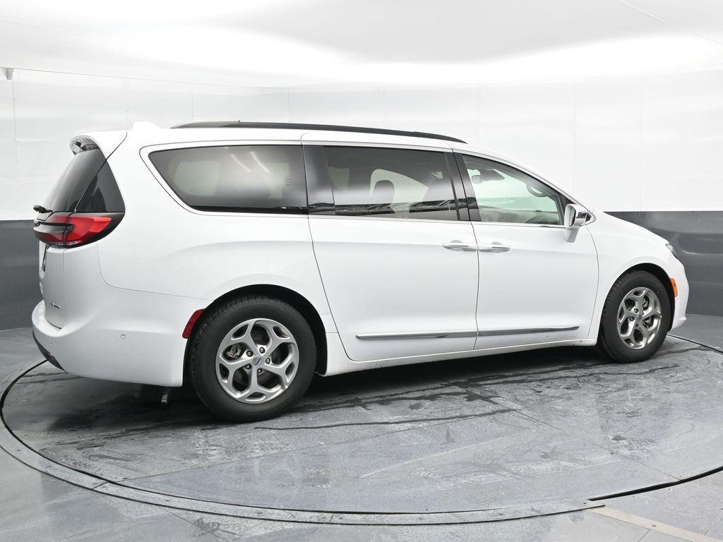 used 2022 Chrysler Pacifica car, priced at $24,977