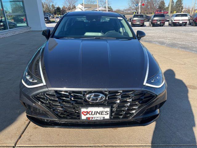 used 2021 Hyundai Sonata car, priced at $19,177