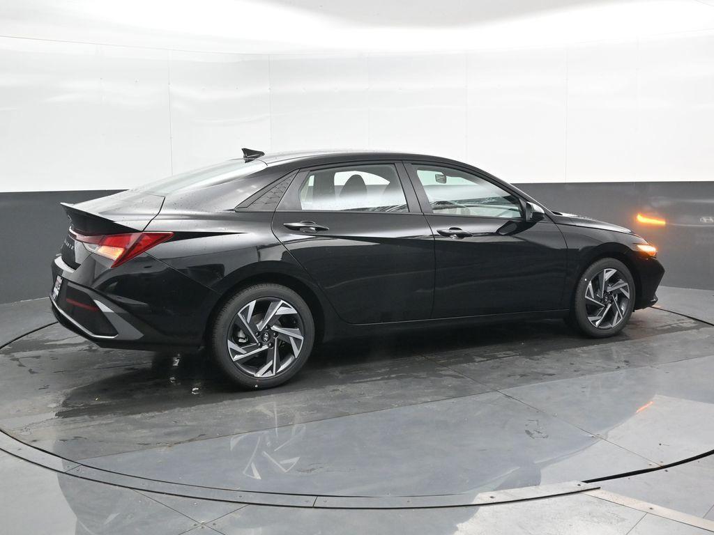 new 2025 Hyundai Elantra car, priced at $23,663
