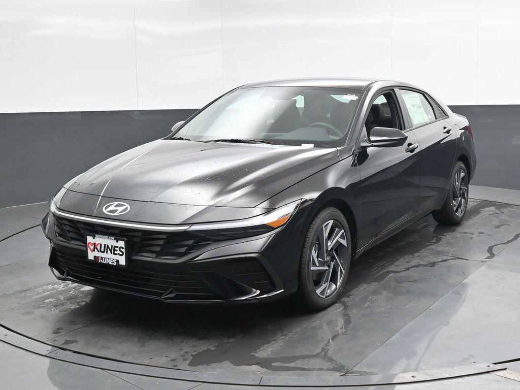 new 2025 Hyundai Elantra car, priced at $23,663