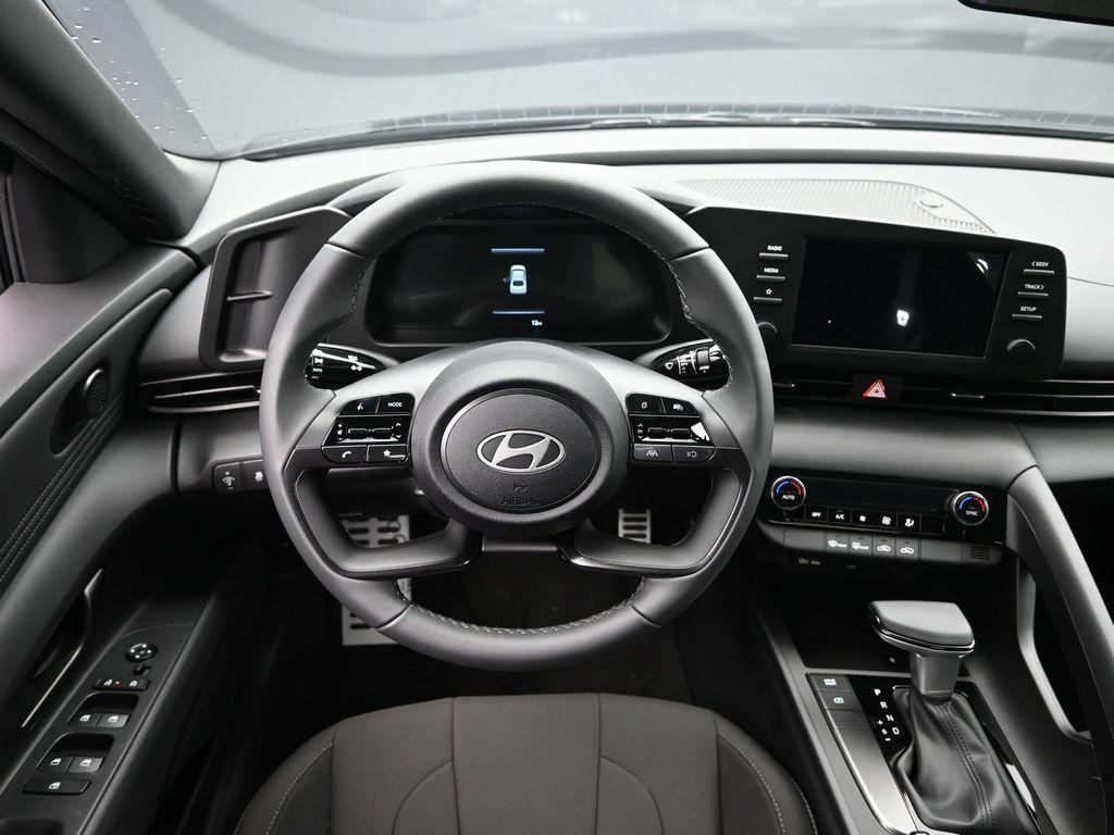 new 2025 Hyundai Elantra car, priced at $23,663