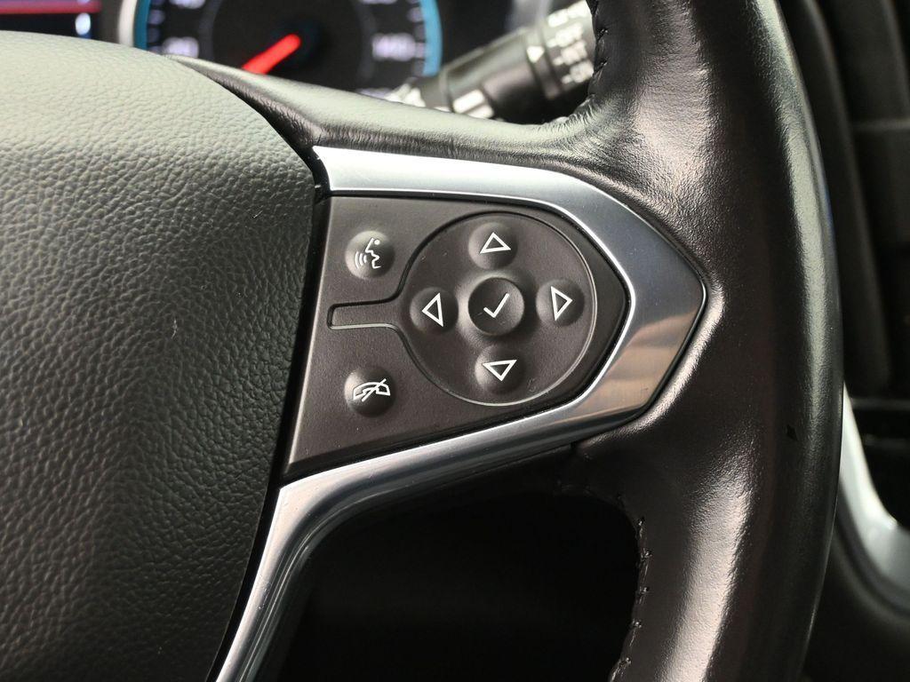 used 2022 Chevrolet Traverse car, priced at $25,123