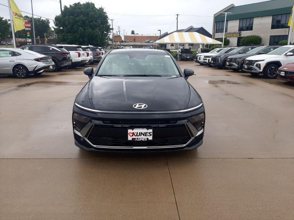 new 2025 Hyundai Sonata car, priced at $29,110