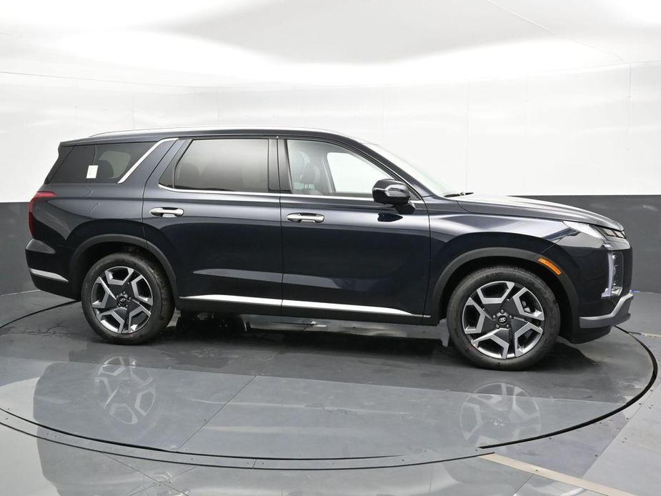 new 2025 Hyundai Palisade car, priced at $44,355