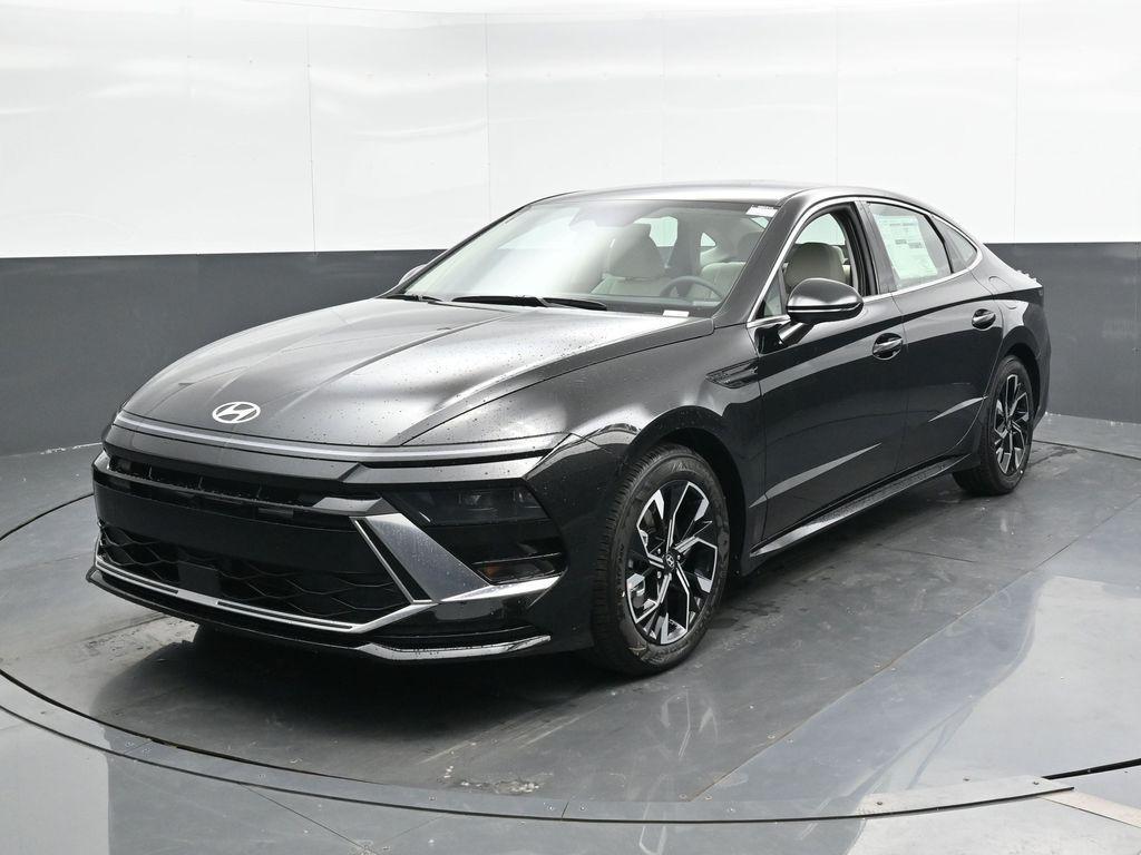 new 2025 Hyundai Sonata car, priced at $29,165