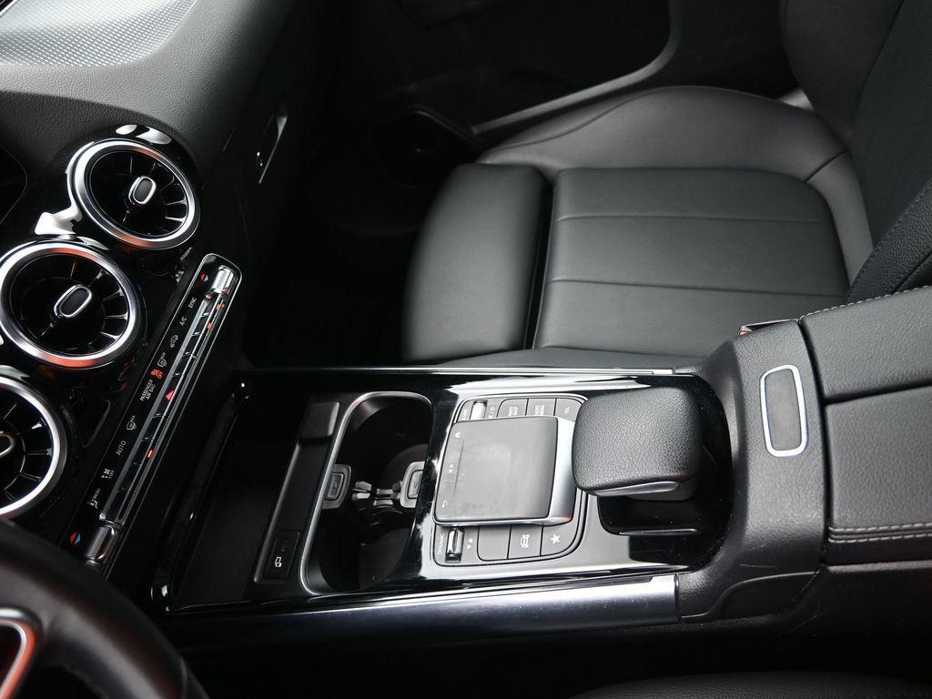 used 2023 Mercedes-Benz GLA 250 car, priced at $27,386