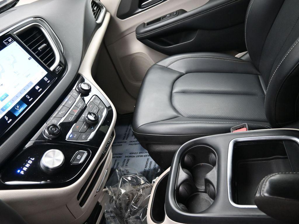 used 2023 Chrysler Pacifica car, priced at $23,997