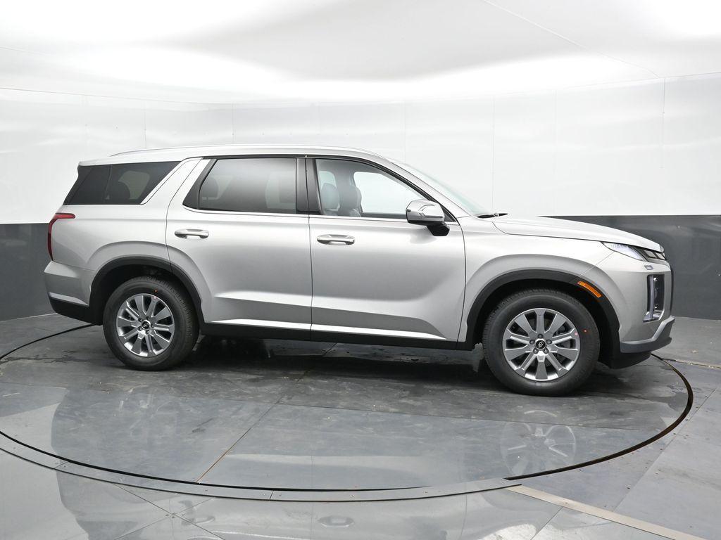 new 2025 Hyundai Palisade car, priced at $42,120