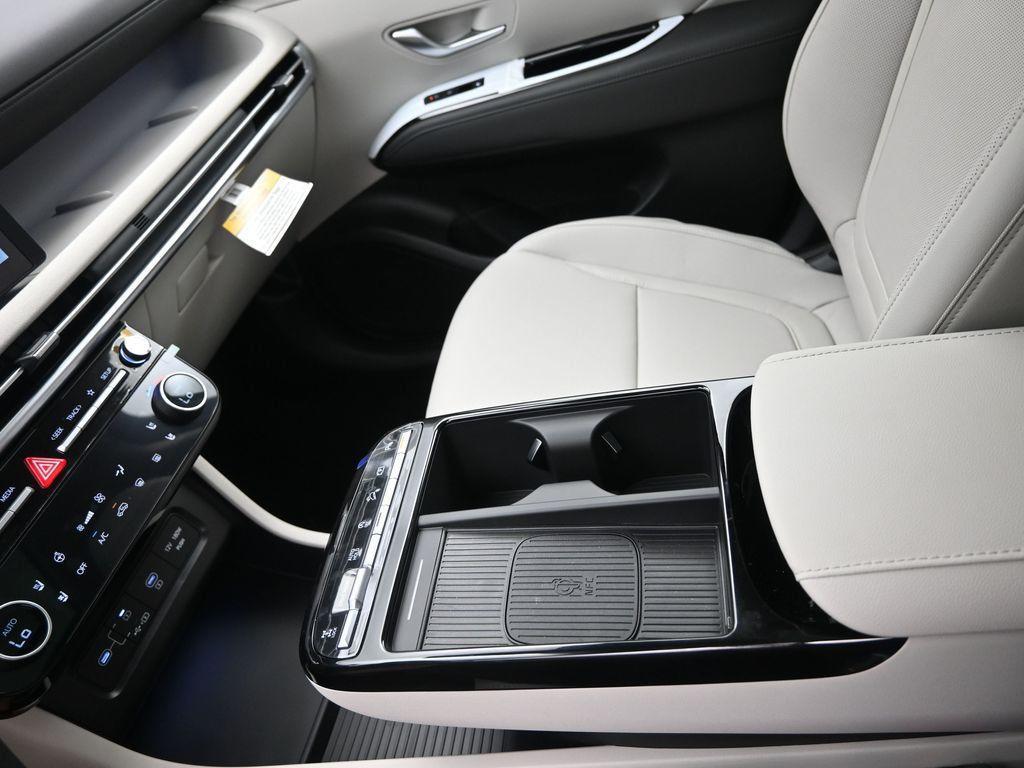 new 2025 Hyundai Tucson car, priced at $37,015