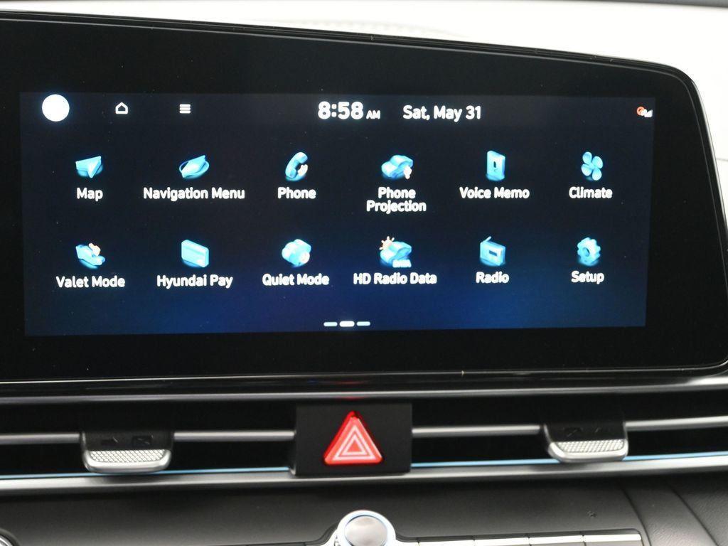 new 2025 Hyundai Elantra car, priced at $25,950