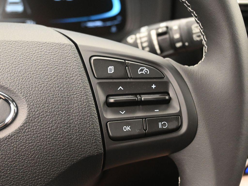 new 2025 Hyundai Venue car, priced at $22,600