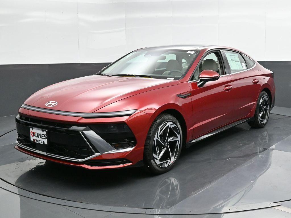 used 2024 Hyundai Sonata car, priced at $24,794