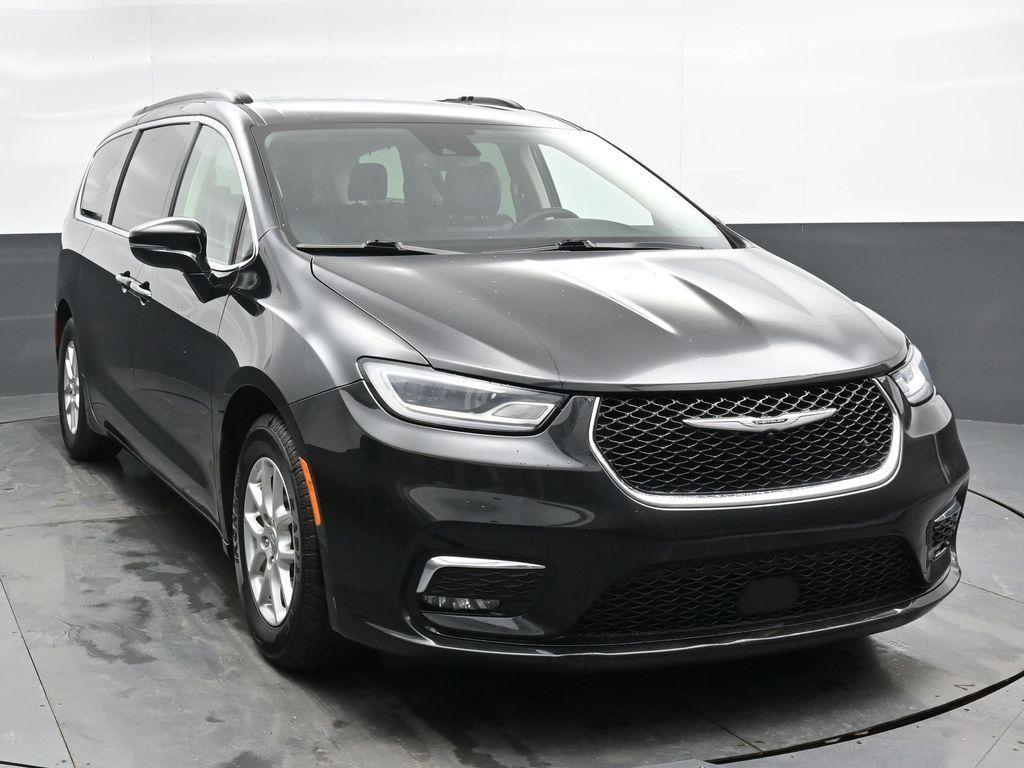 used 2022 Chrysler Pacifica car, priced at $21,998