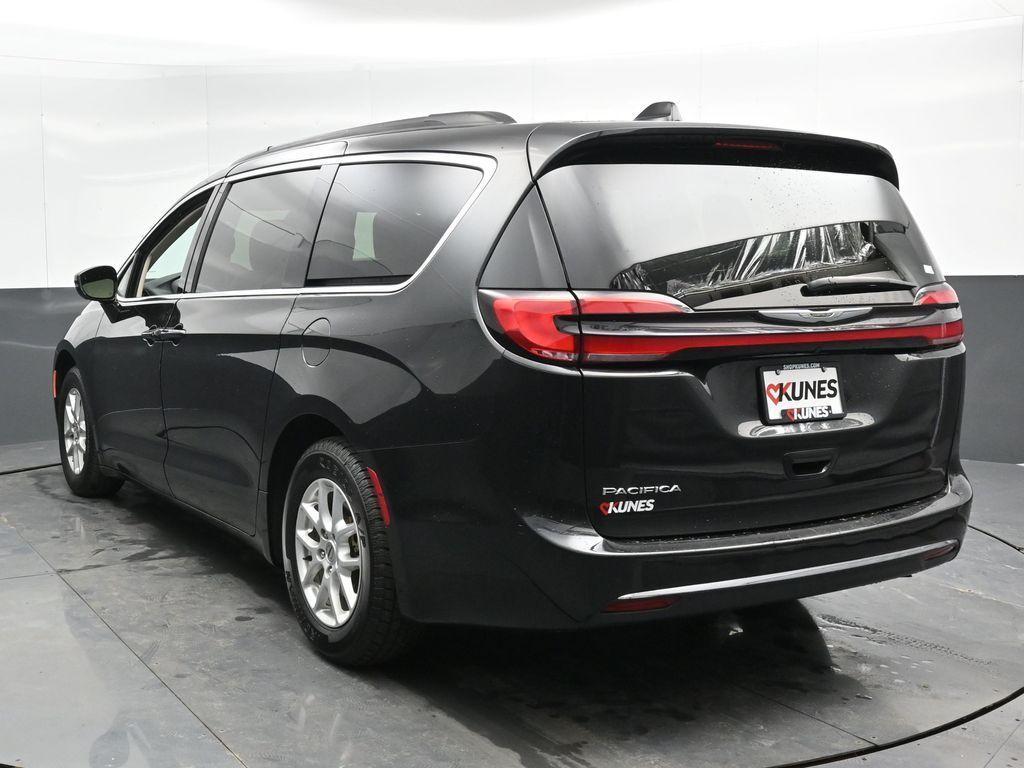 used 2022 Chrysler Pacifica car, priced at $21,998