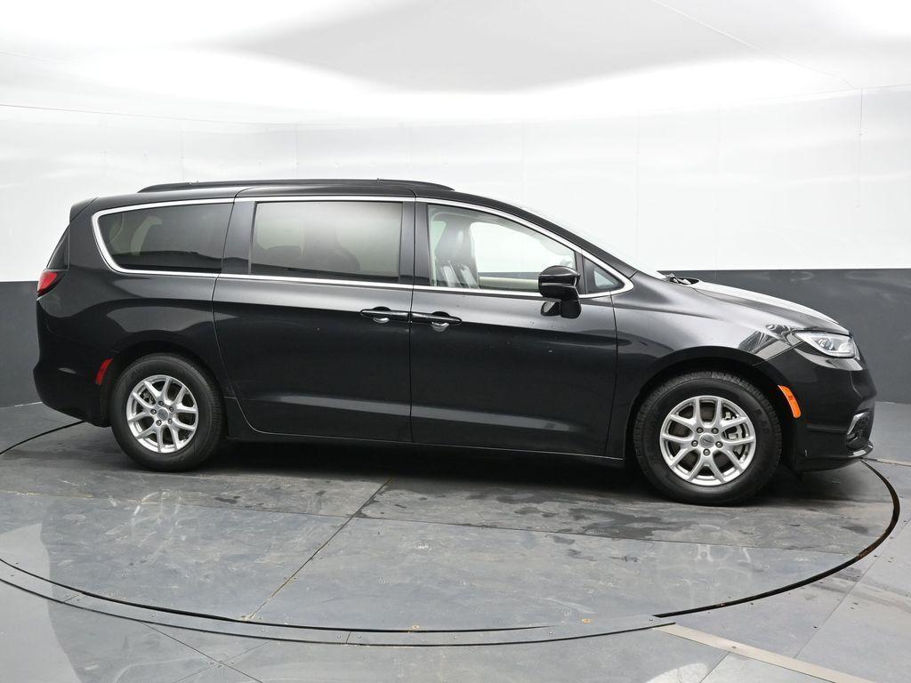 used 2022 Chrysler Pacifica car, priced at $21,998