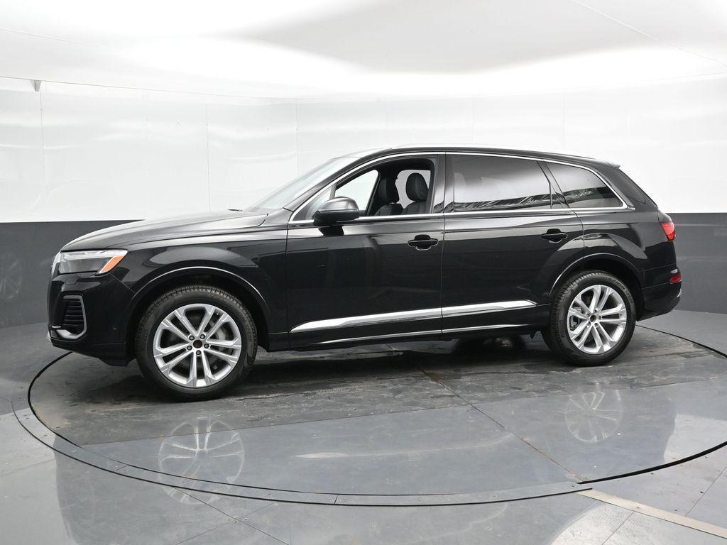 used 2025 Audi Q7 car, priced at $65,781