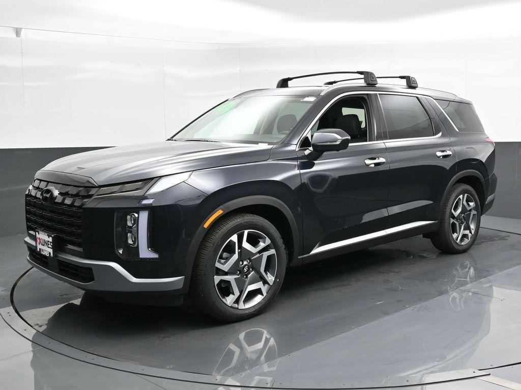 used 2024 Hyundai Palisade car, priced at $45,987