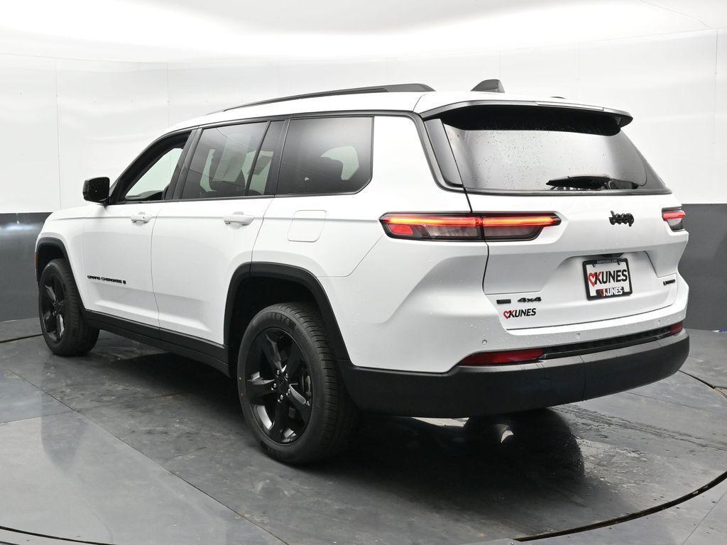 used 2023 Jeep Grand Cherokee L car, priced at $30,115
