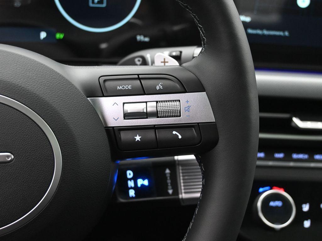 new 2025 Hyundai Sonata Hybrid car, priced at $37,075