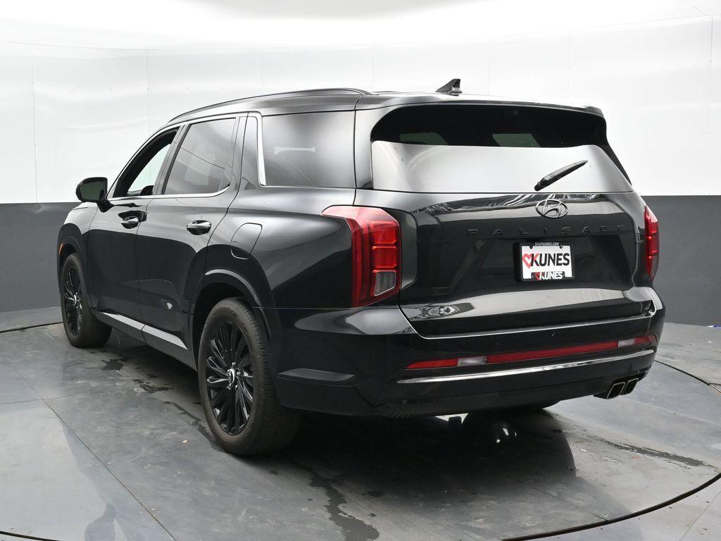 used 2024 Hyundai Palisade car, priced at $42,901