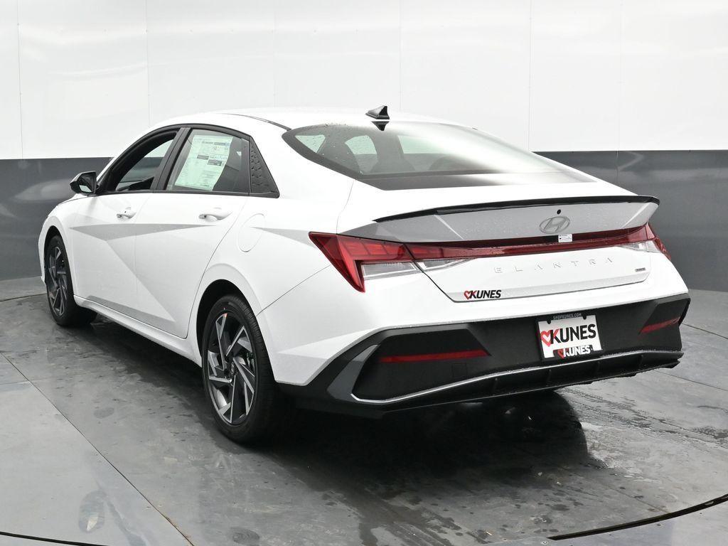 new 2025 Hyundai ELANTRA HEV car, priced at $27,805