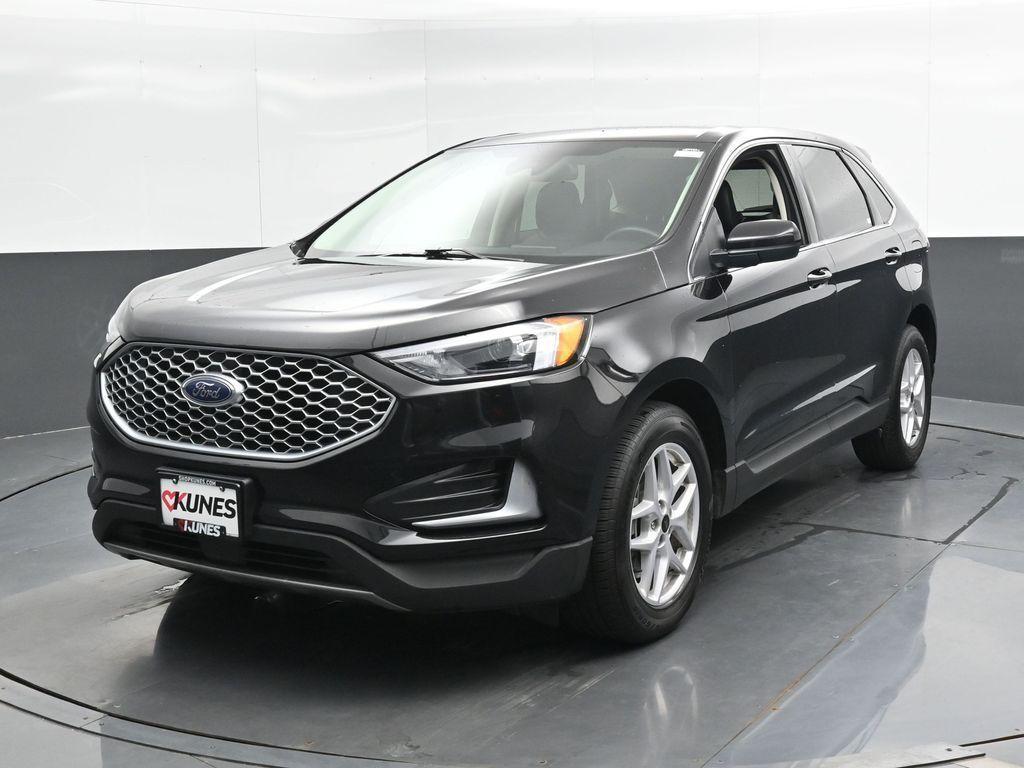 used 2024 Ford Edge car, priced at $23,899