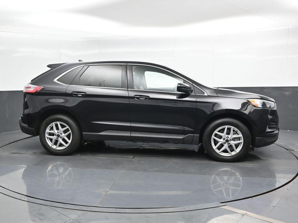 used 2024 Ford Edge car, priced at $23,899