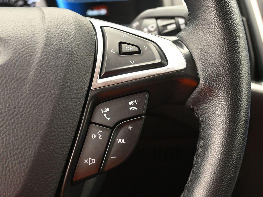 used 2024 Ford Edge car, priced at $23,899