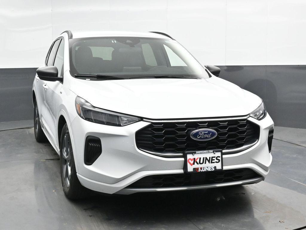 used 2023 Ford Escape car, priced at $20,500