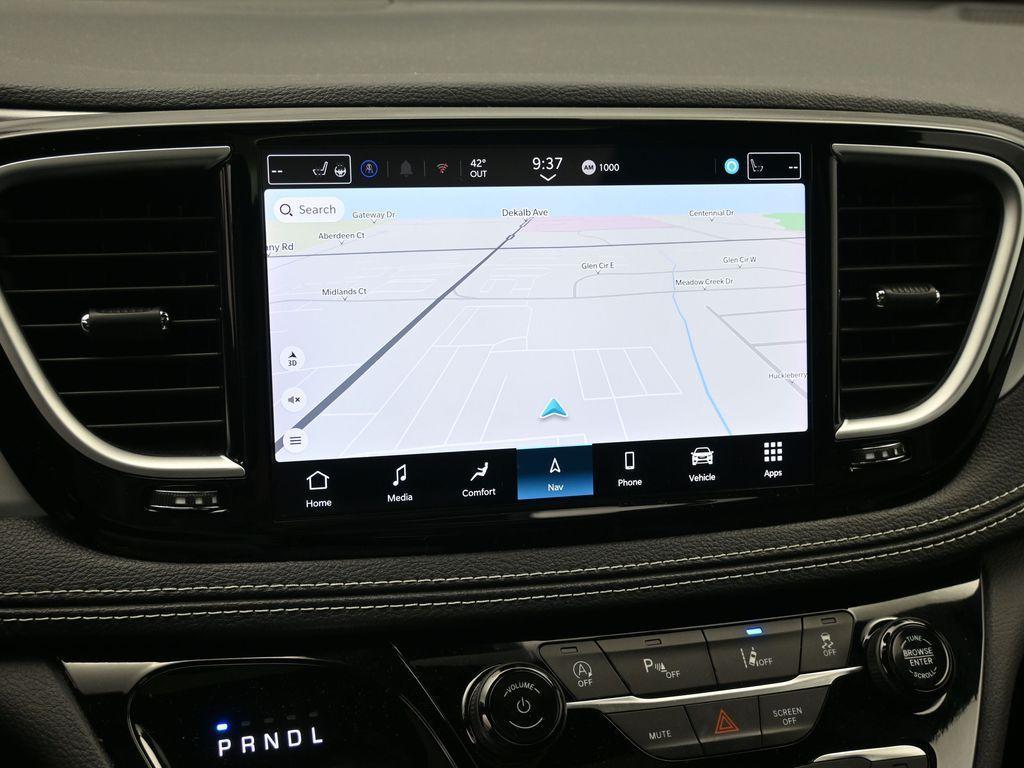 used 2025 Chrysler Pacifica car, priced at $36,824