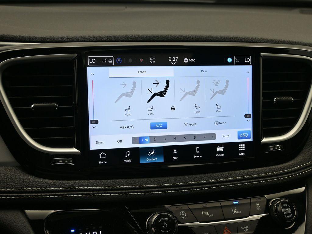 used 2025 Chrysler Pacifica car, priced at $36,824