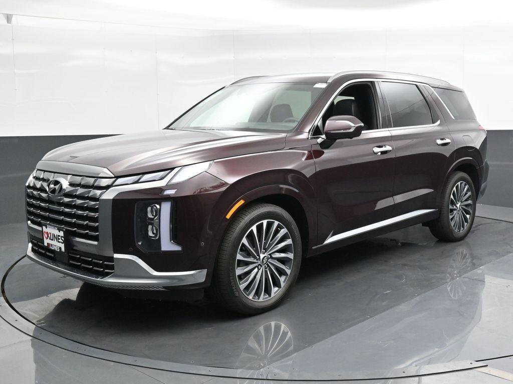 used 2024 Hyundai Palisade car, priced at $39,716