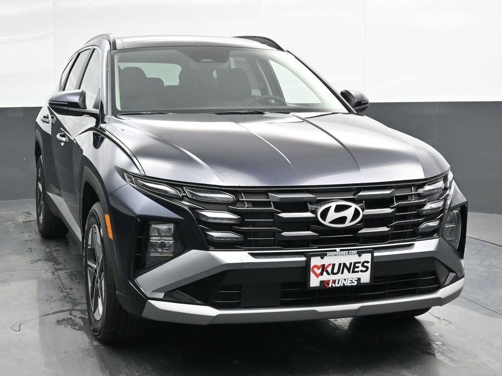 new 2025 Hyundai TUCSON Hybrid car, priced at $36,315