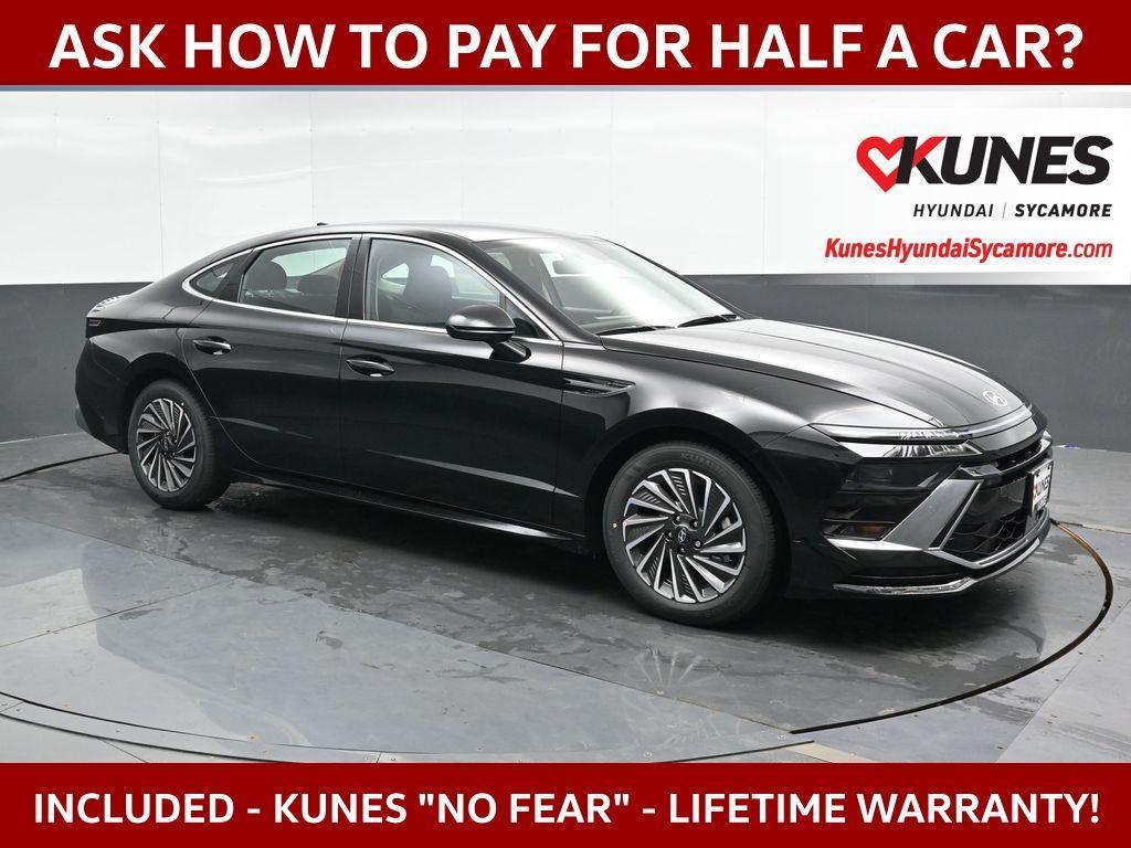 new 2025 Hyundai Sonata Hybrid car, priced at $30,343