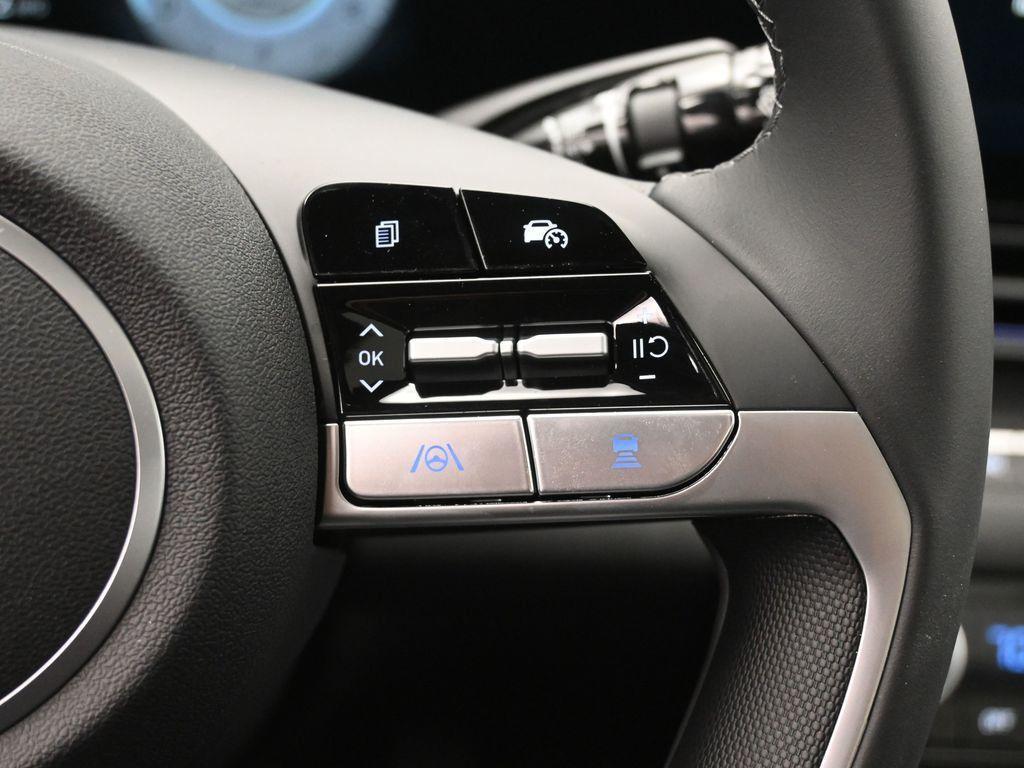 new 2025 Hyundai Elantra car, priced at $25,355
