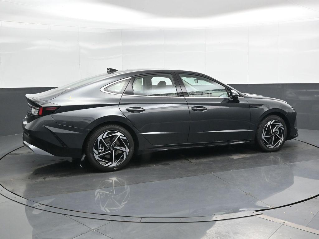 new 2026 Hyundai Sonata car, priced at $30,565