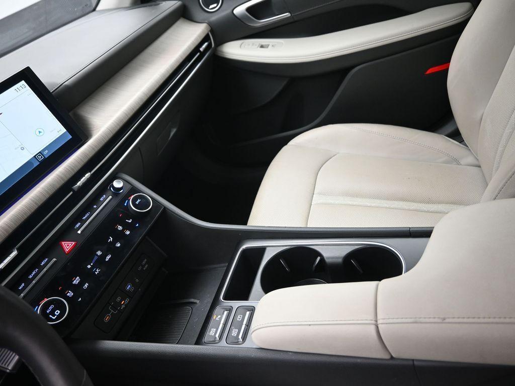 used 2024 Hyundai Sonata Hybrid car, priced at $29,972